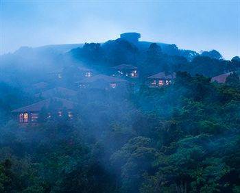 Taj & Coorg Hotel 5*